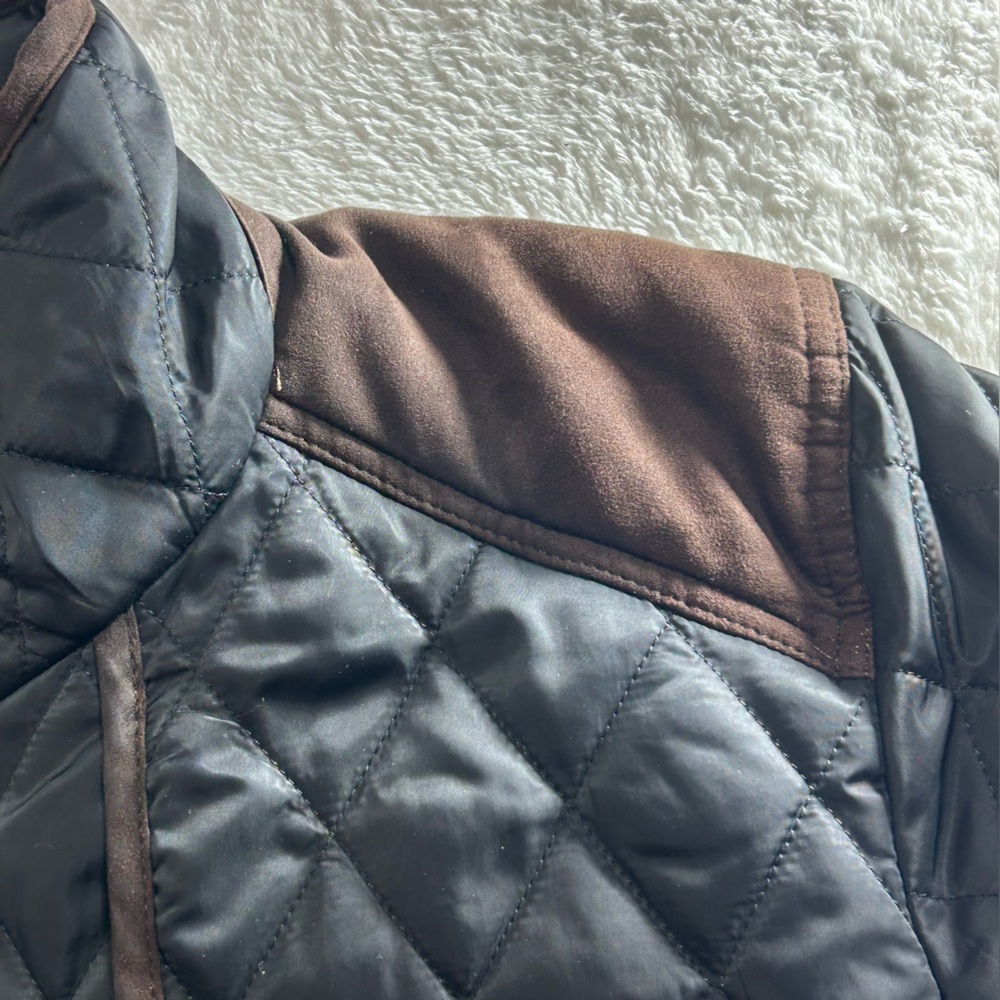 Vince Camuto Black Quilted Jacket with Brown Trim and Gold Accents Size 1X - Picture 12 of 14